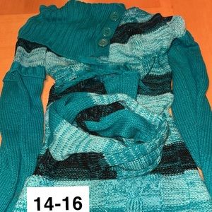Women’s clothing in good condition